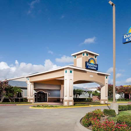 Days Inn & Suites By Wyndham Corpus Christi Central Exterior foto
